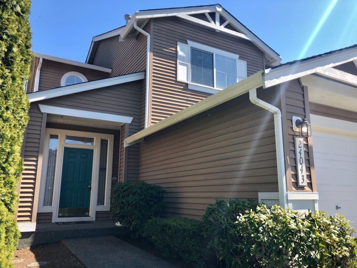 Sammamish House: 24043 Southeast 12th Place