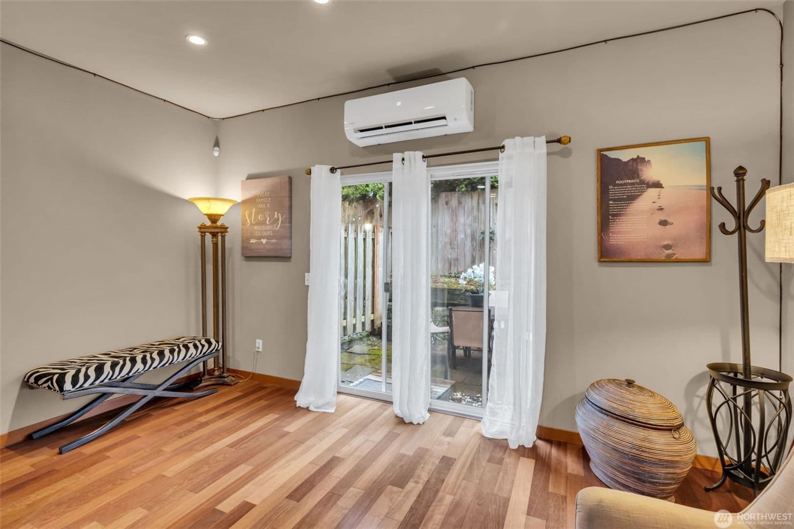 Seattle Townhome: 4838 S Chicago Street