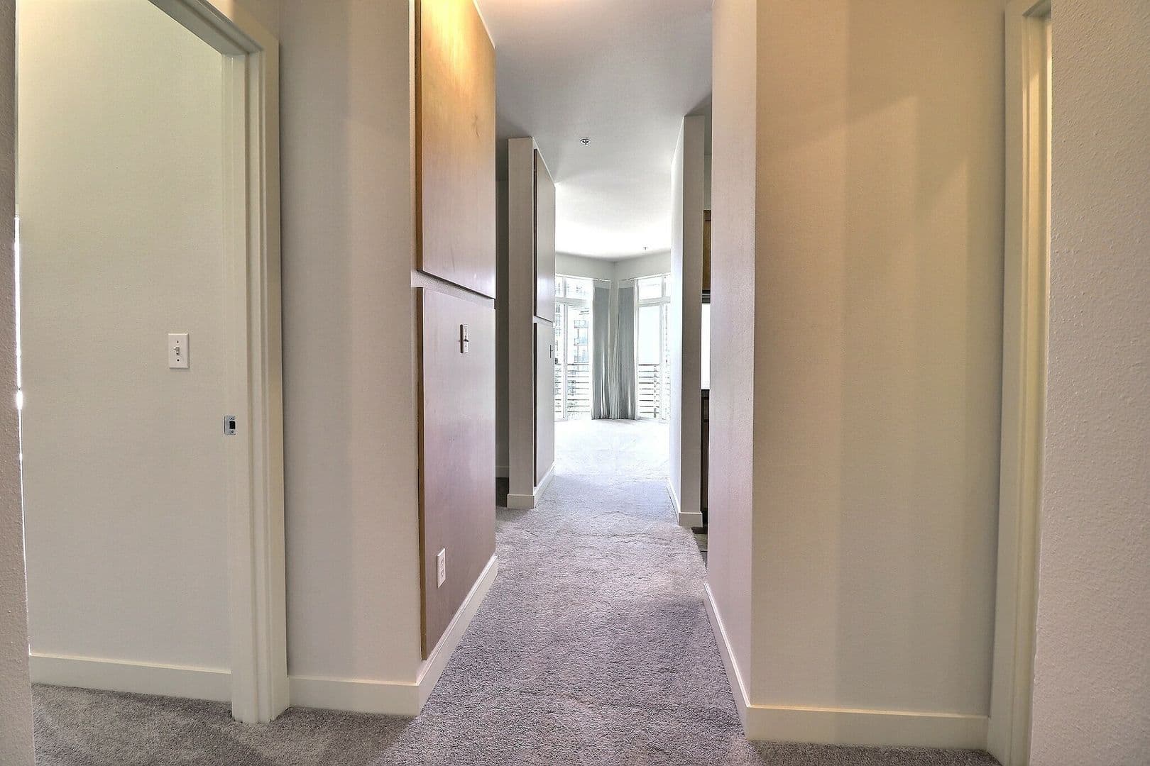Bellevue Condo: 300 110th Avenue NE