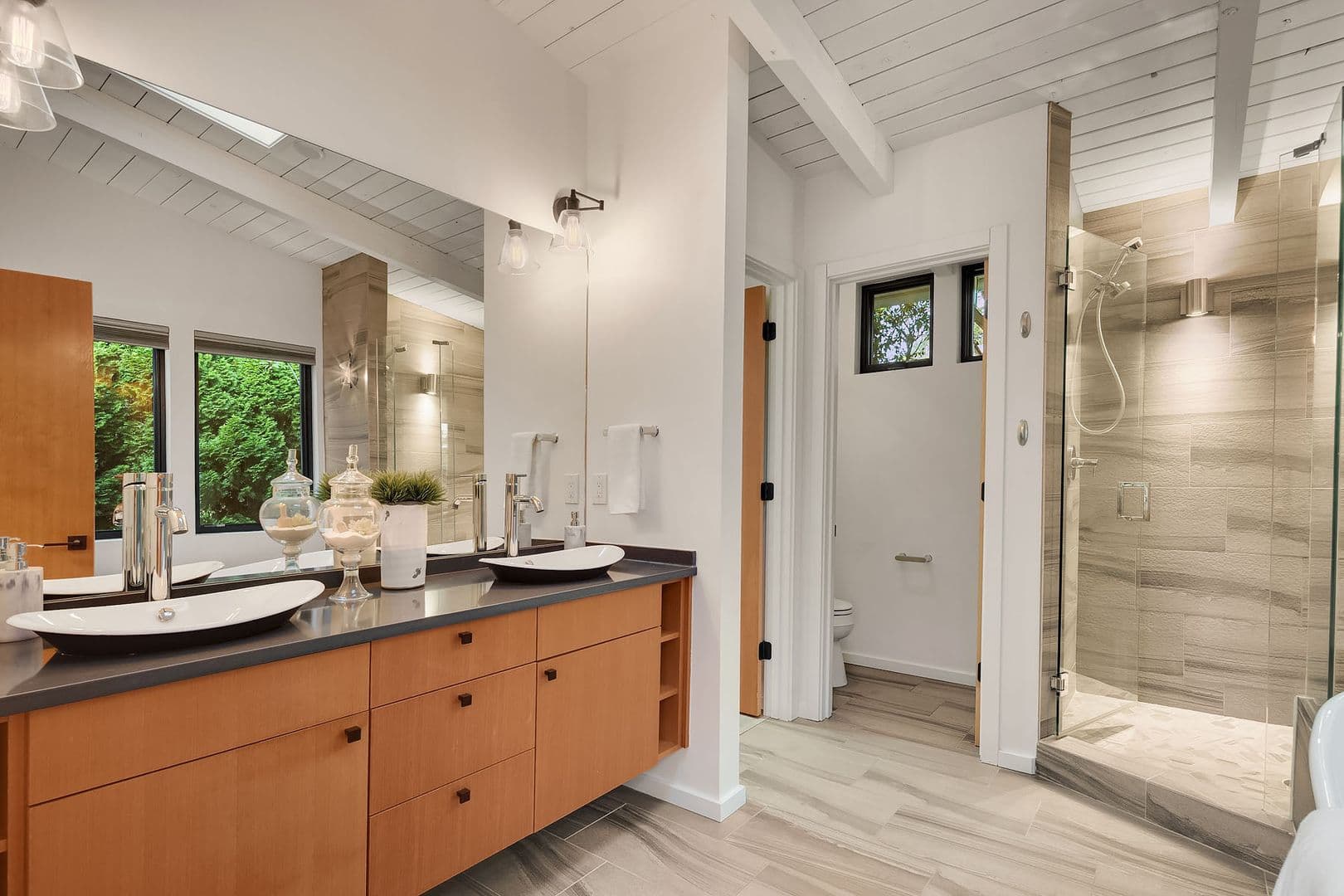 Kirkland House: 631 11th Avenue W