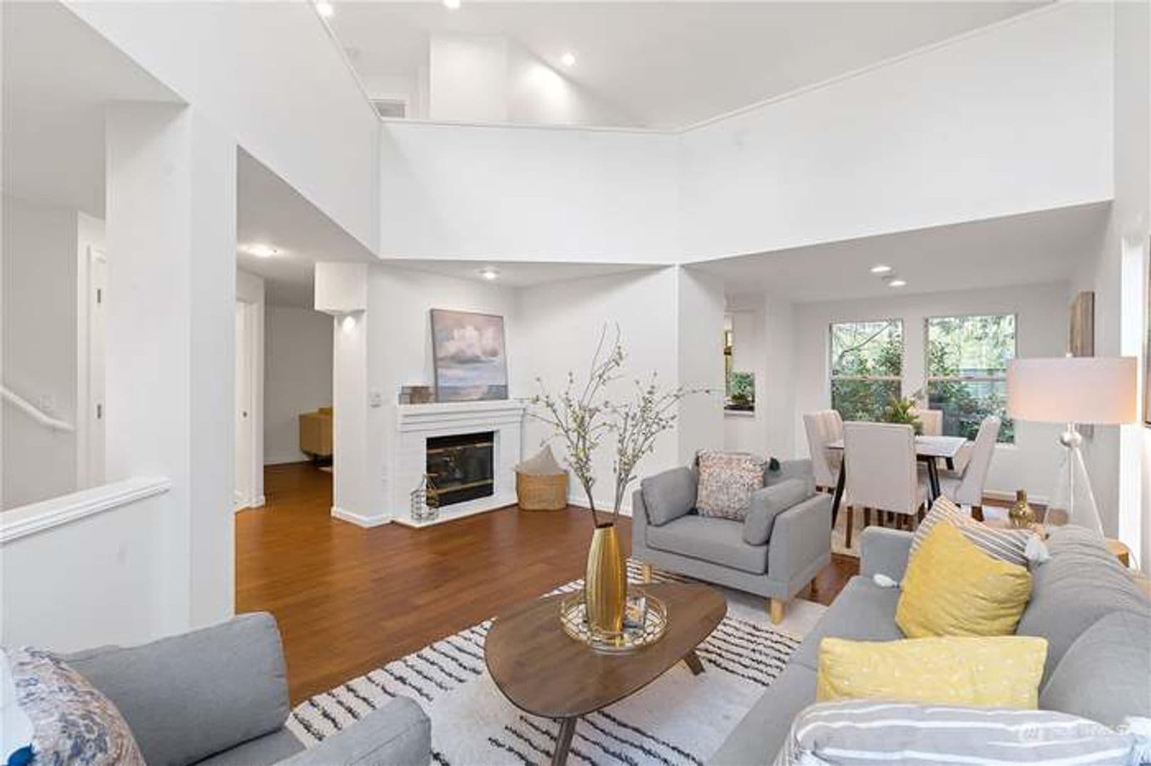 Bellevue House: 14781 NE 3rd St