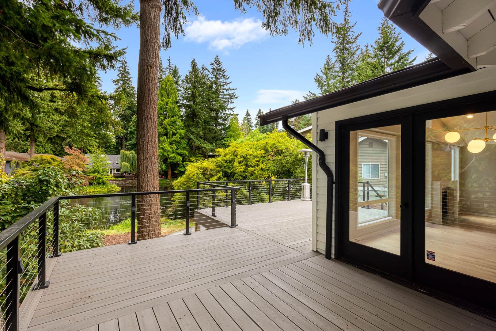 Kirkland House: 11402 NE 103rd St