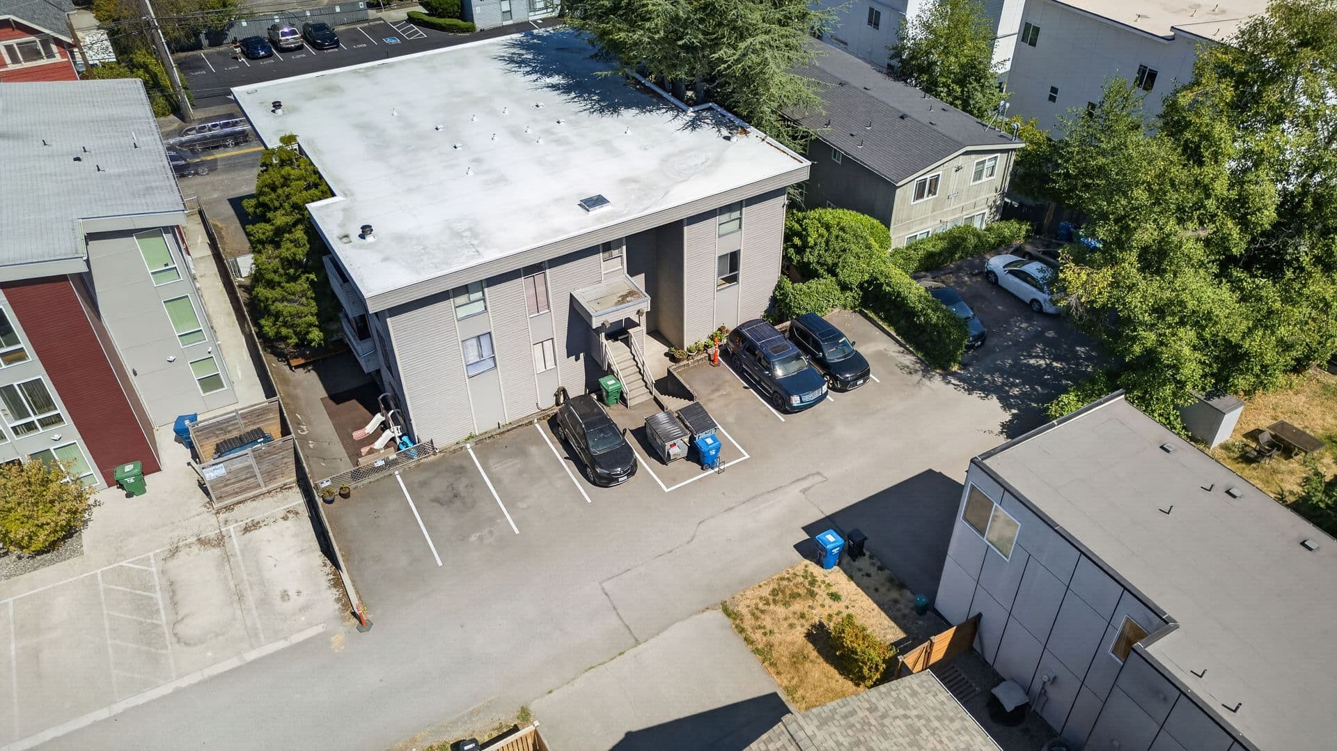 Seattle Apartment: 909 SW Holden St