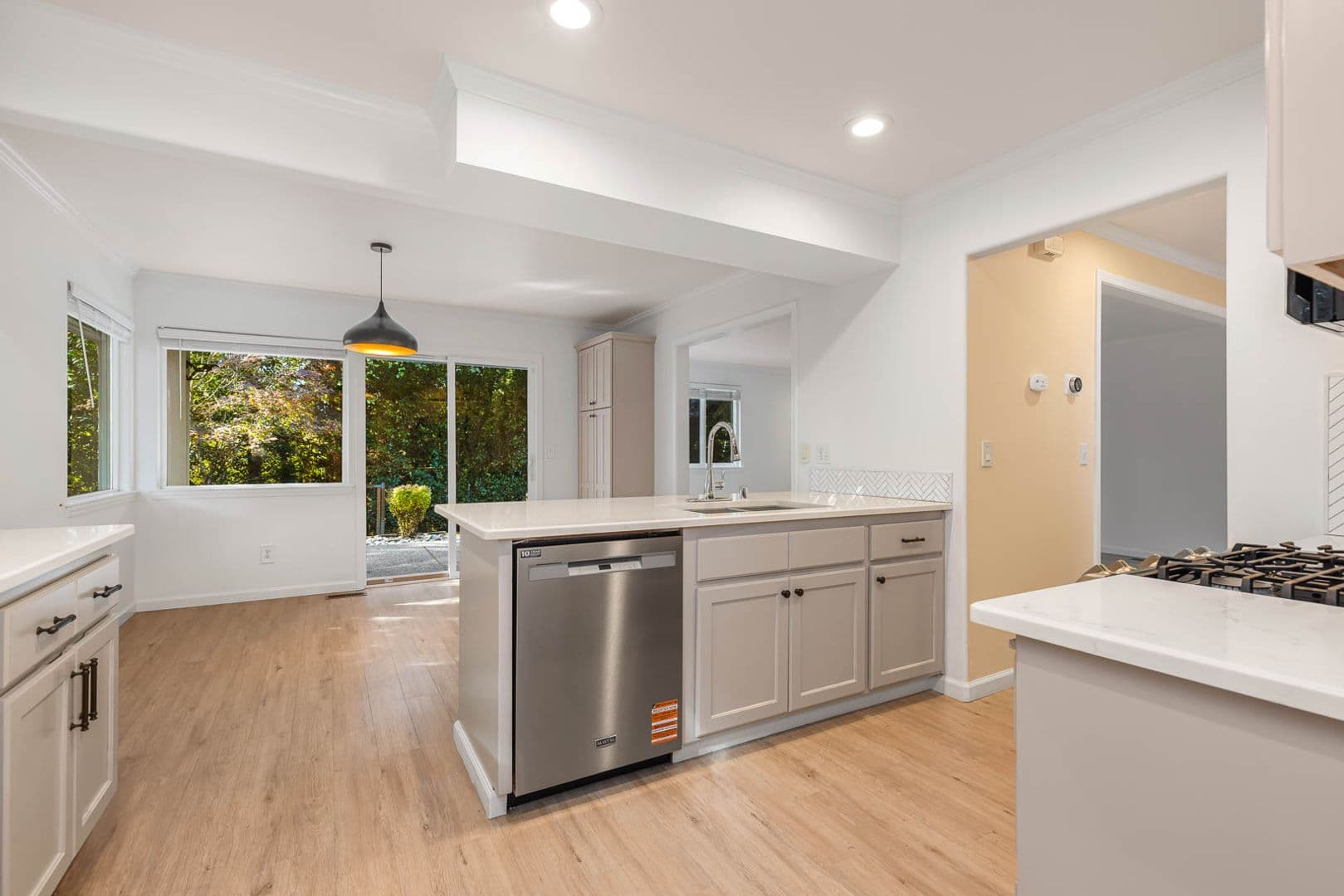 Mill Creek House: 3912 141st Pl SE