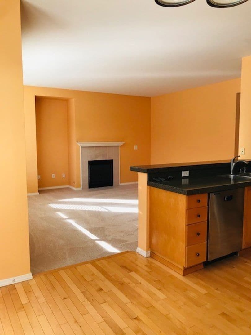 Sammamish House: 24043 Southeast 12th Place