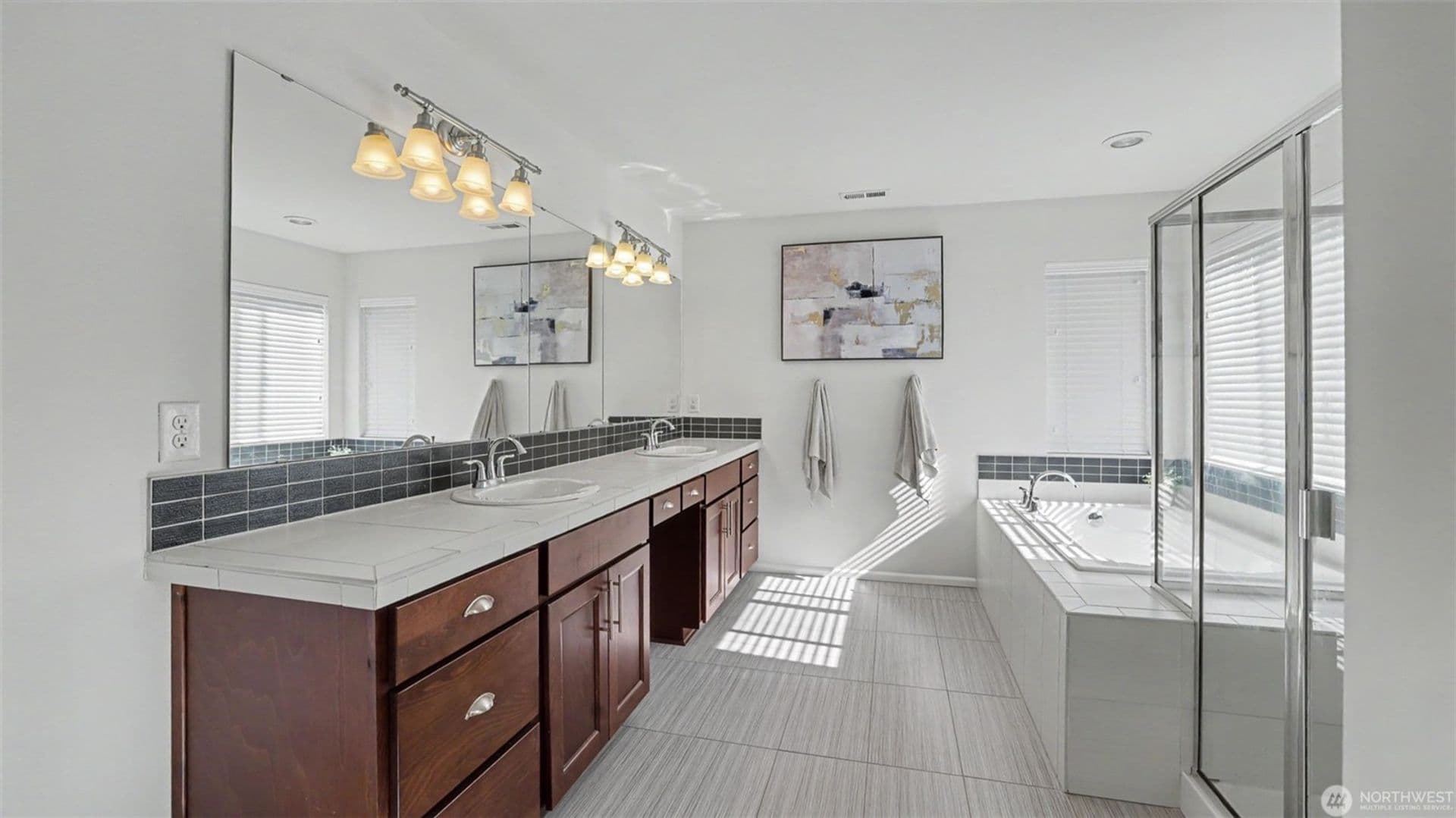 Maple Valley House: 27442 209th CT SE