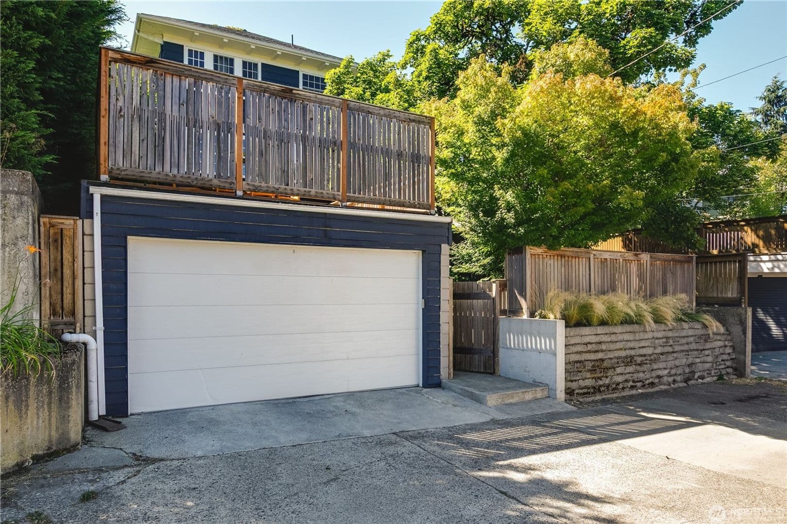 Seattle House: 918 18th Avenue East
