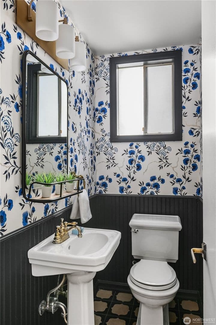 Seattle House: 918 18th Avenue East