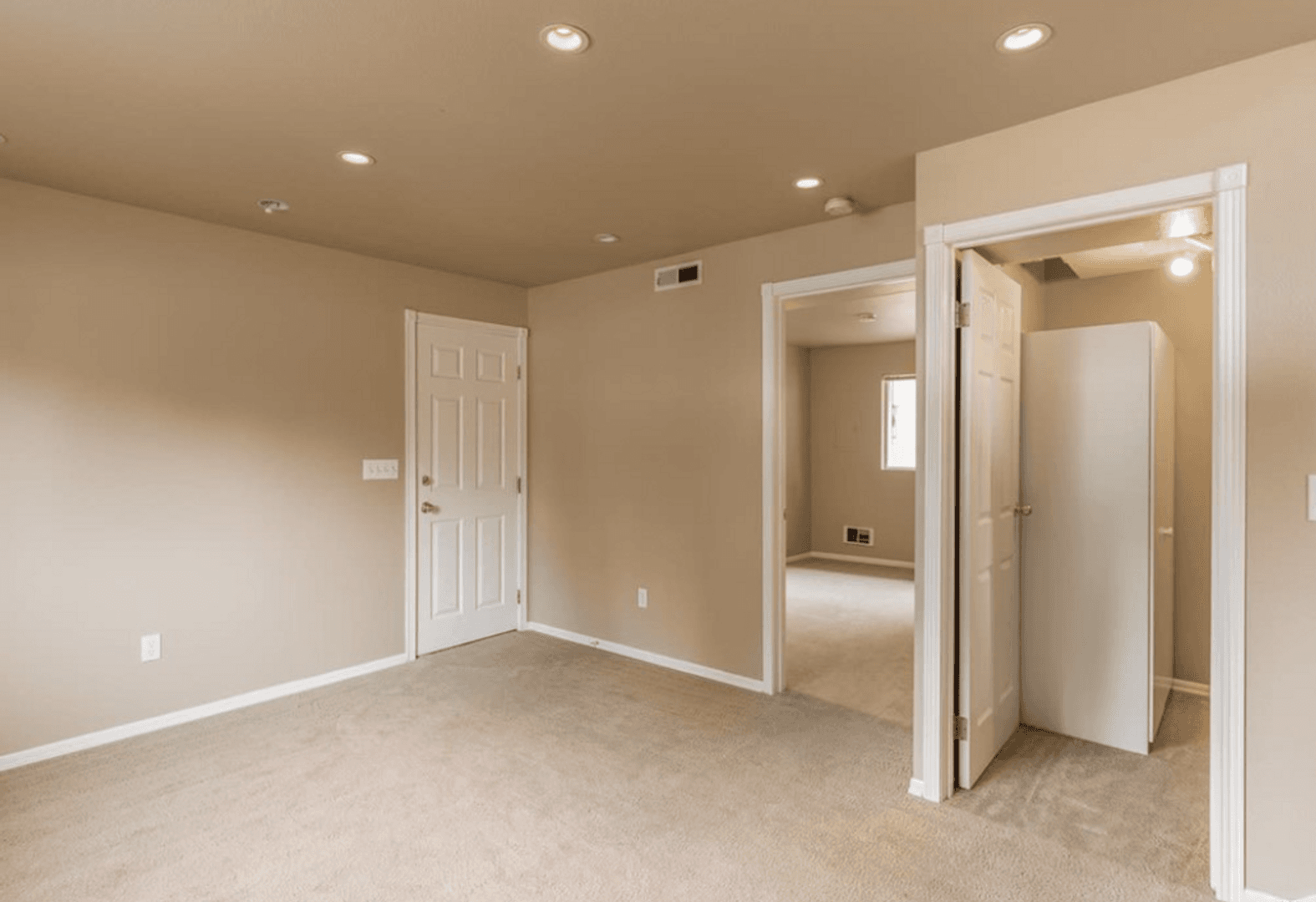 Redmond House: 15809 NE 53rd Street