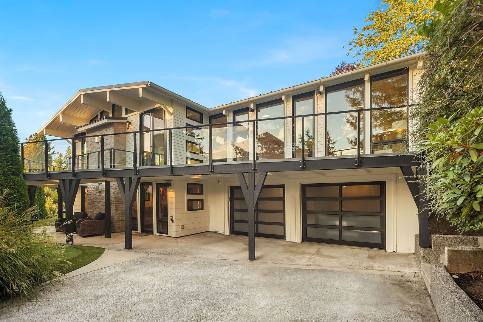 Kirkland House: 631 11th Avenue W
