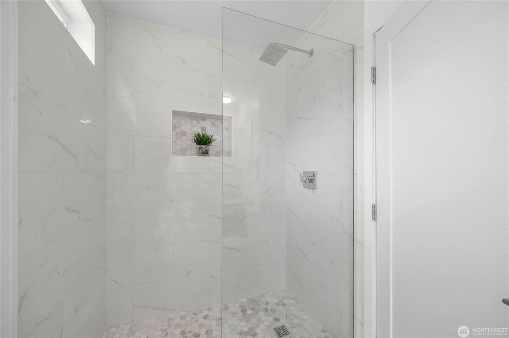 Kirkland House: 10530 124th Ave NE