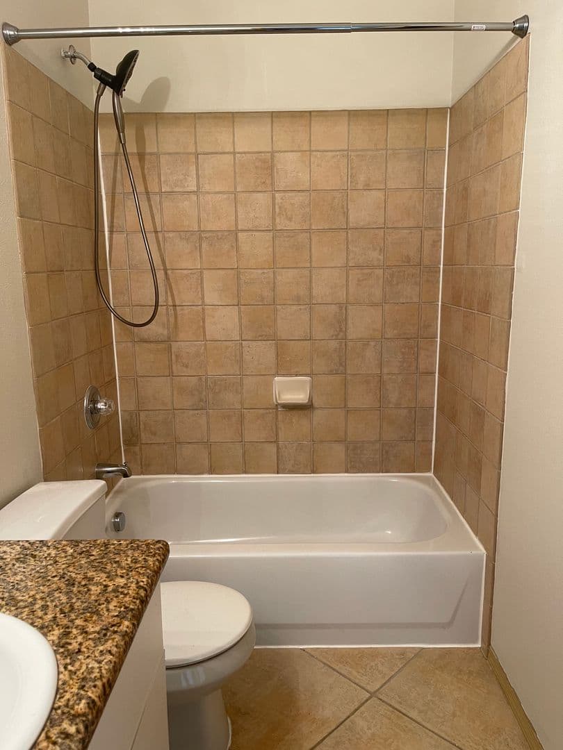 Seattle Townhome: 2420 SW Holden Street