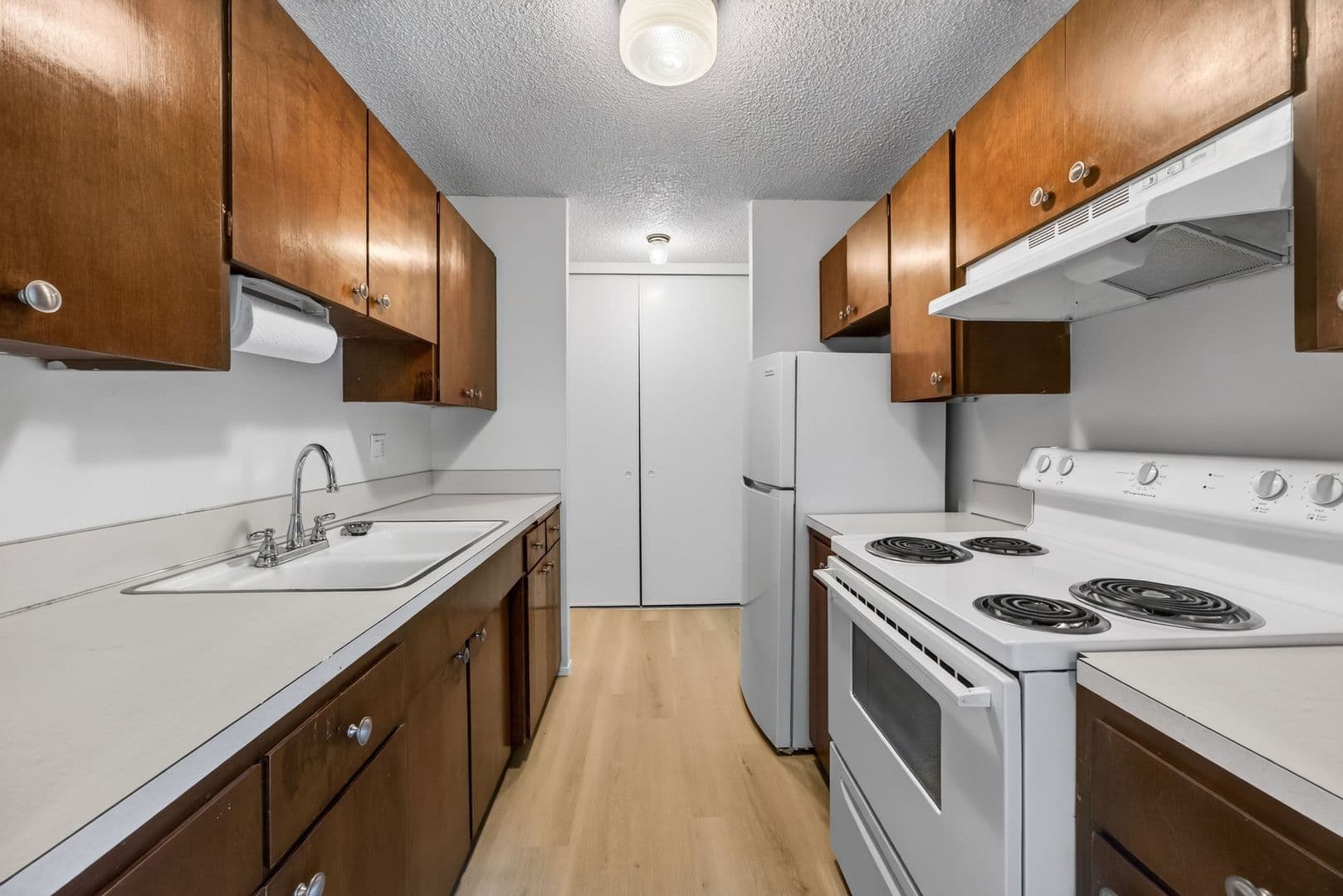 Seattle Apartment: 909 SW Holden St