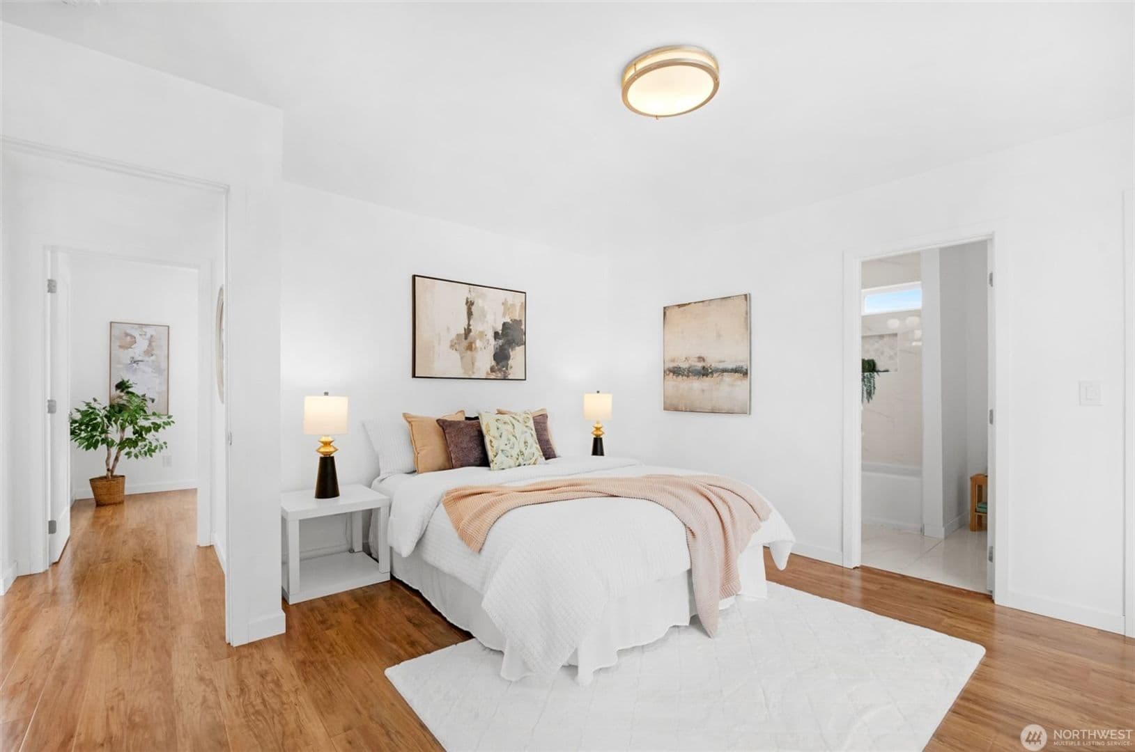 Kirkland House: 10530 124th Ave NE