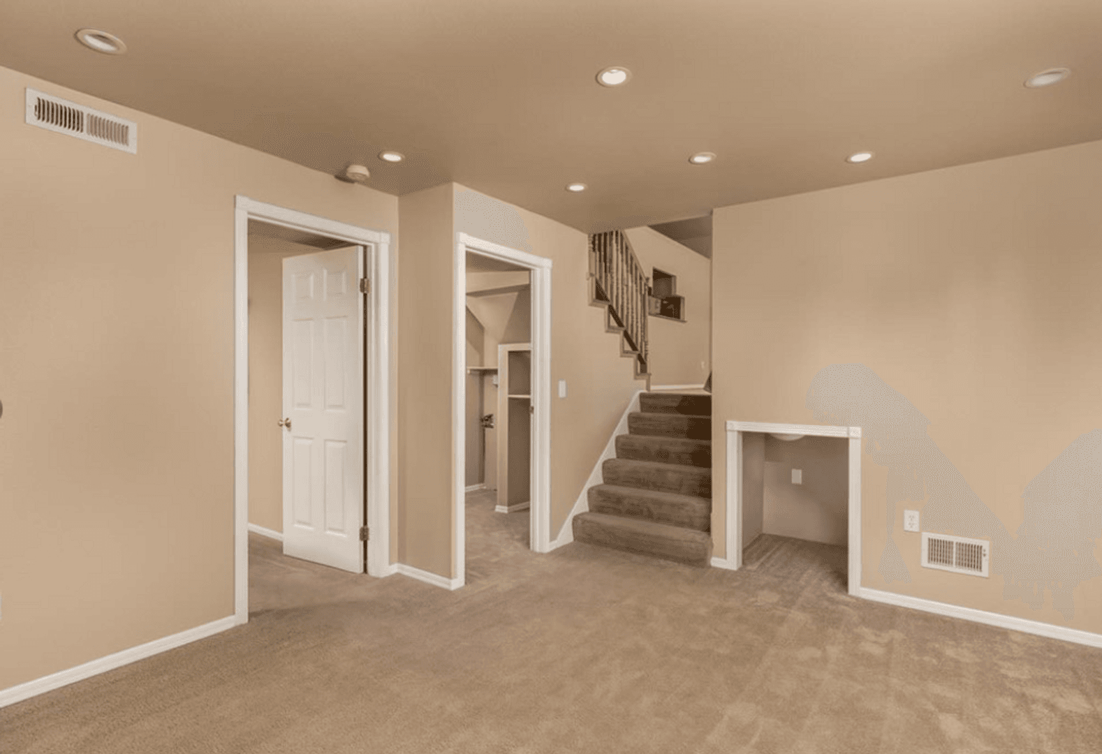 Redmond House: 15809 NE 53rd Street