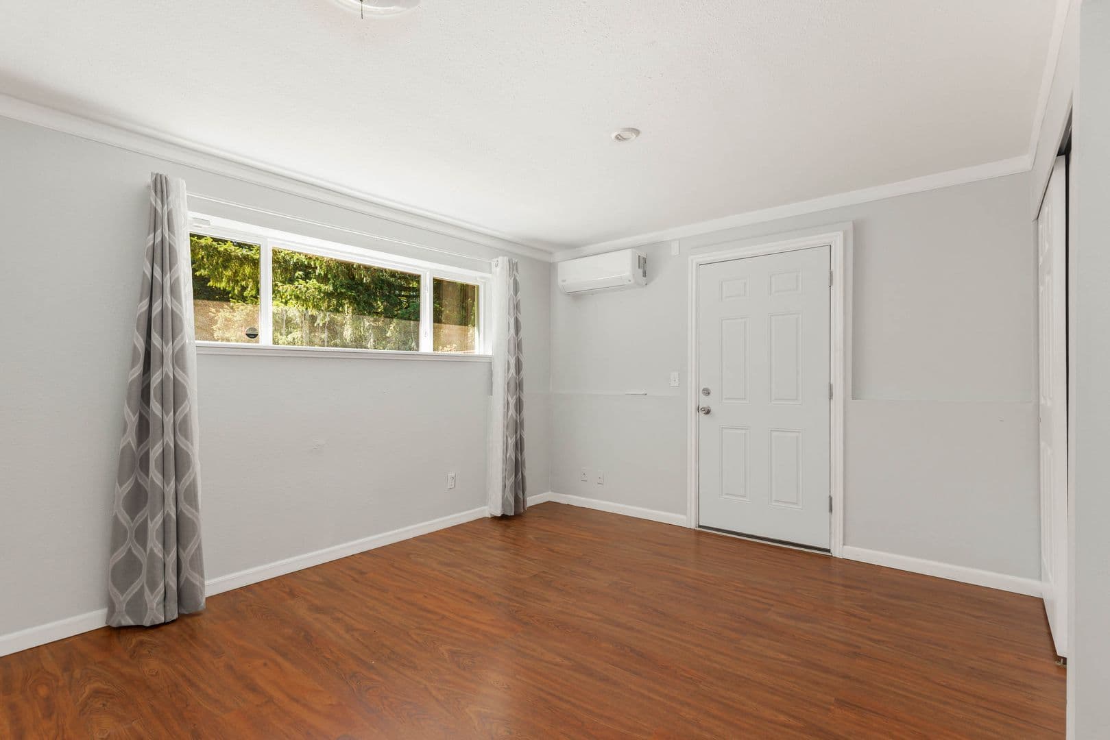 Redmond House: 15731 NE 105th Ct