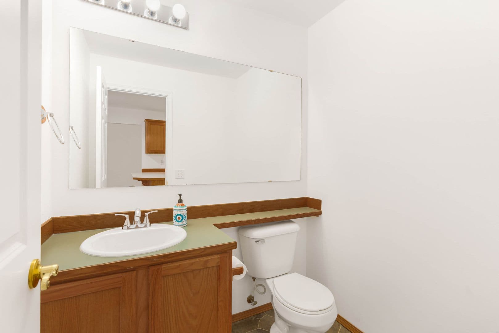 Monroe House: 13388 Prospector Ridge Road SE