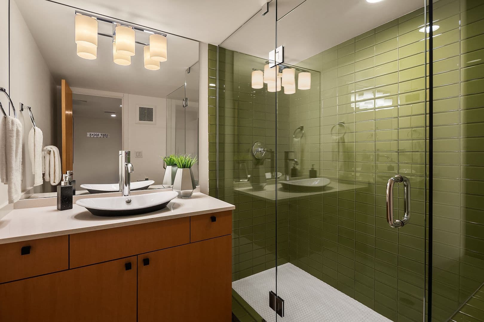 Kirkland House: 631 11th Avenue W