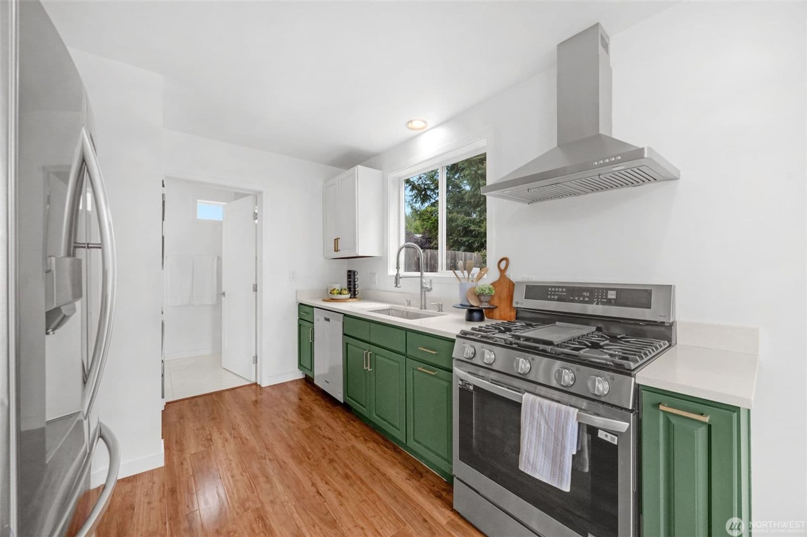 Kirkland House: 10530 124th Ave NE