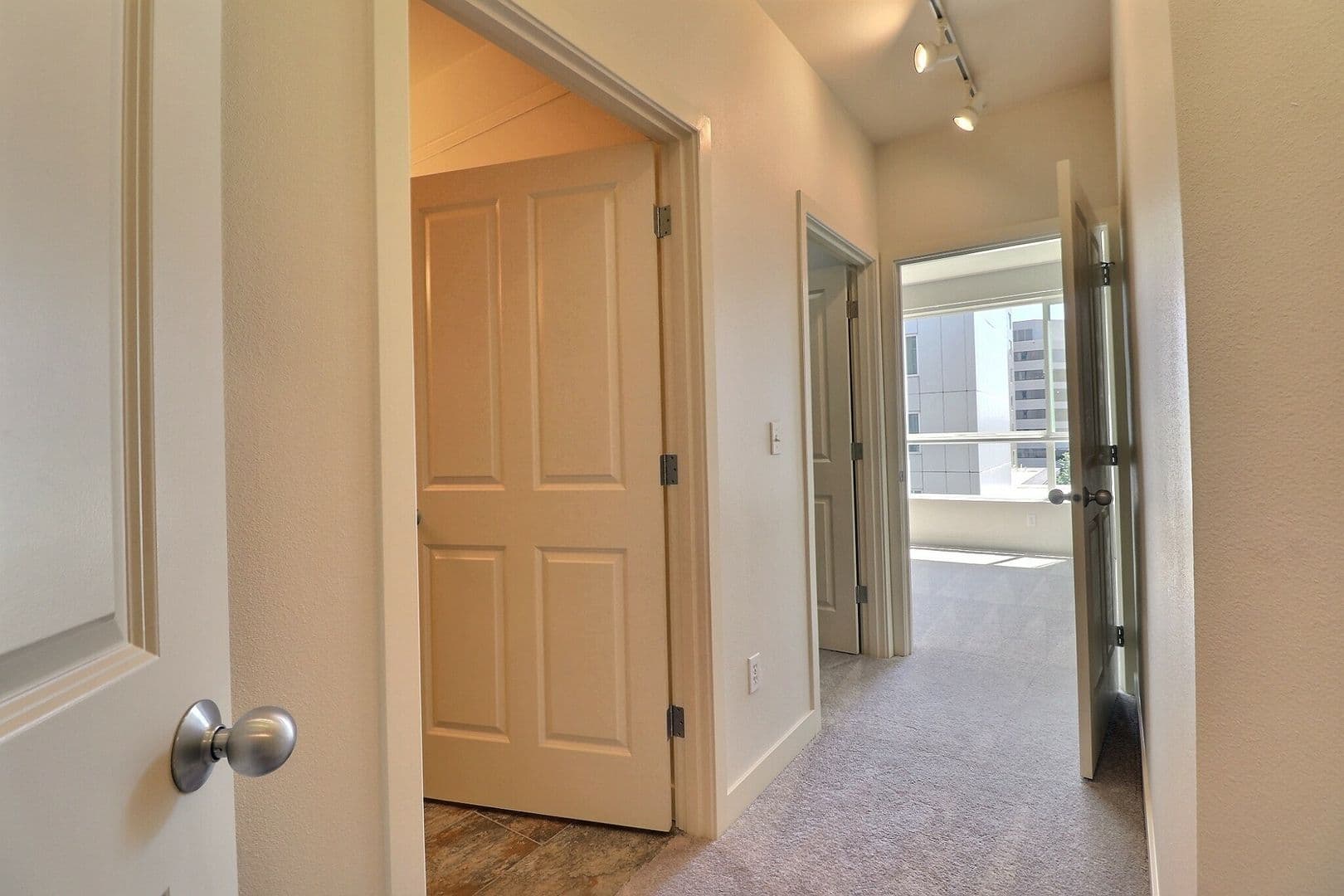 Bellevue Condo: 300 110th Avenue NE