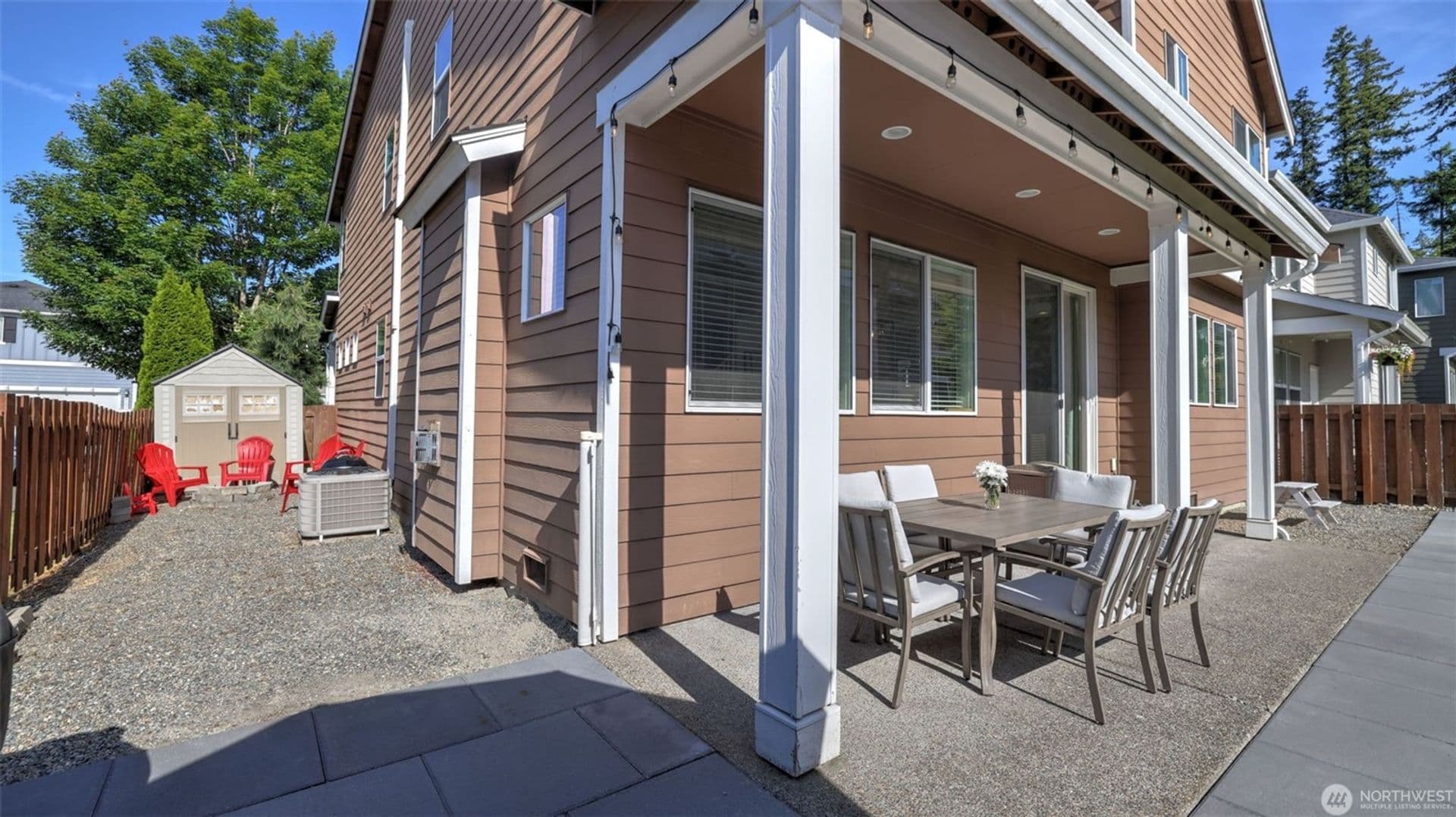 Maple Valley House: 27442 209th CT SE
