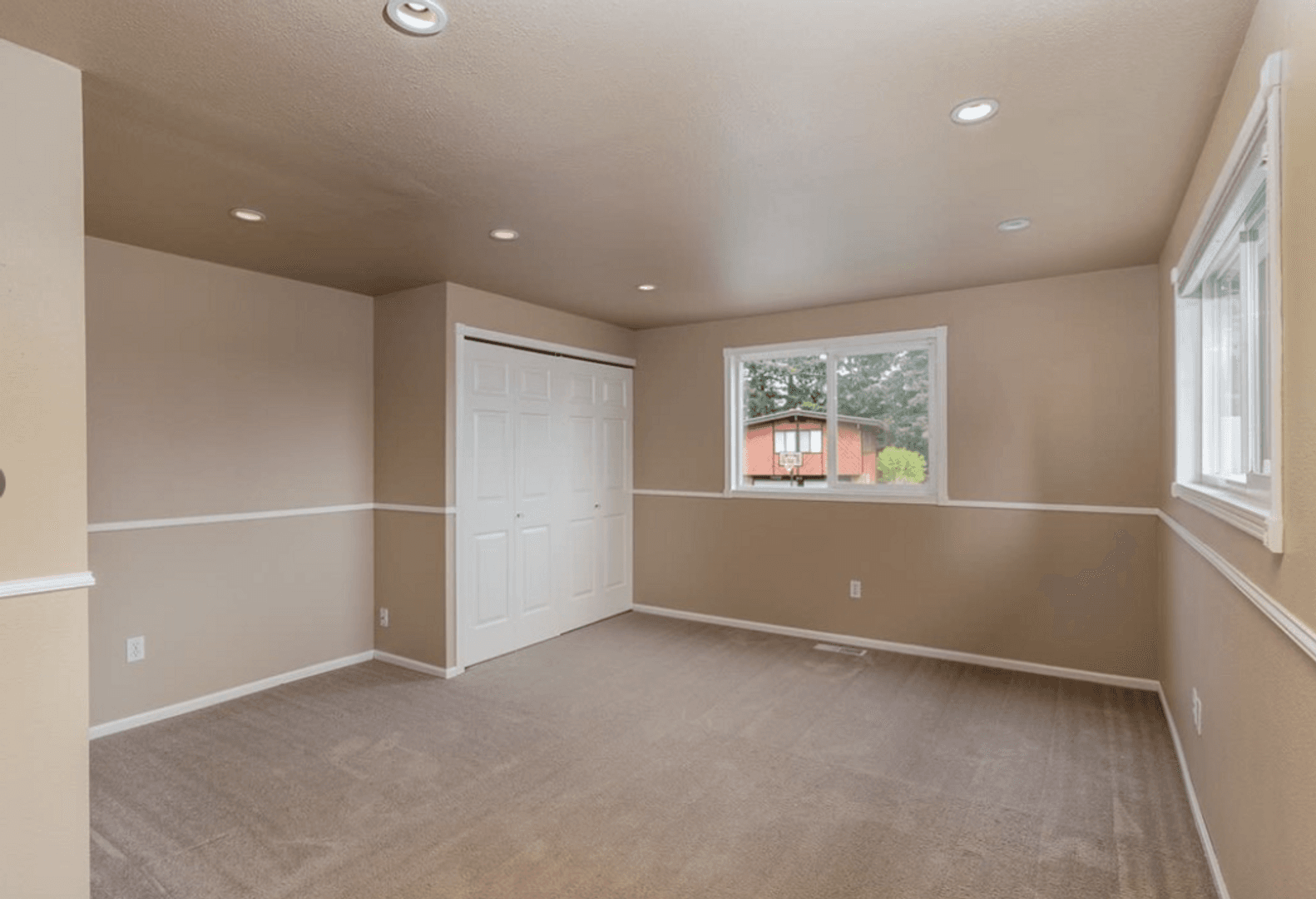 Redmond House: 15809 NE 53rd Street