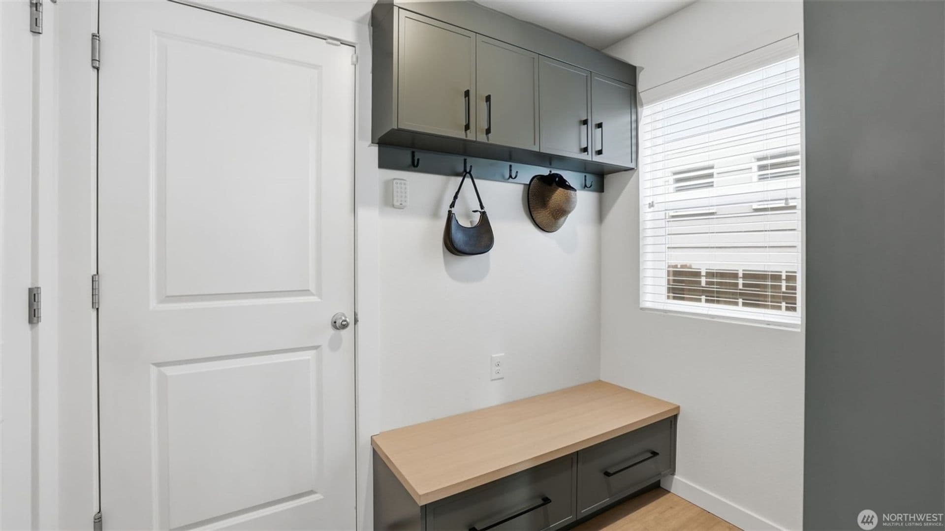 Maple Valley House: 27442 209th CT SE