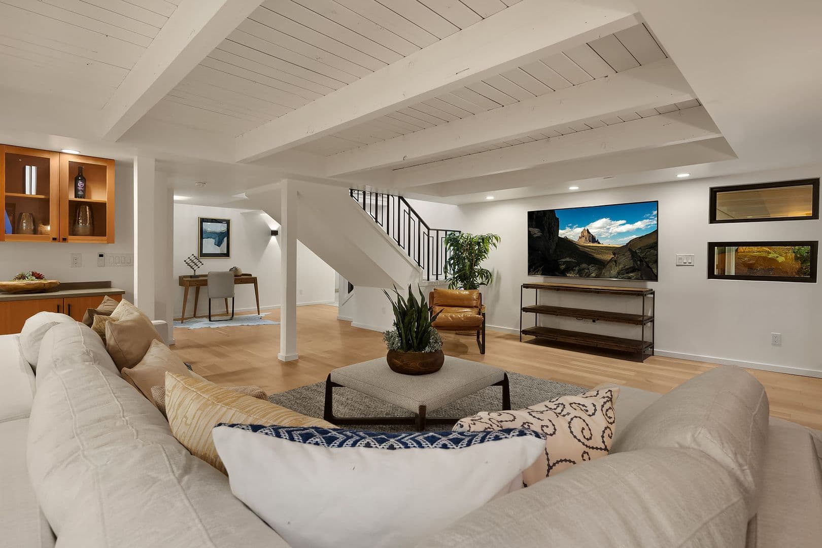 Kirkland House: 631 11th Avenue W