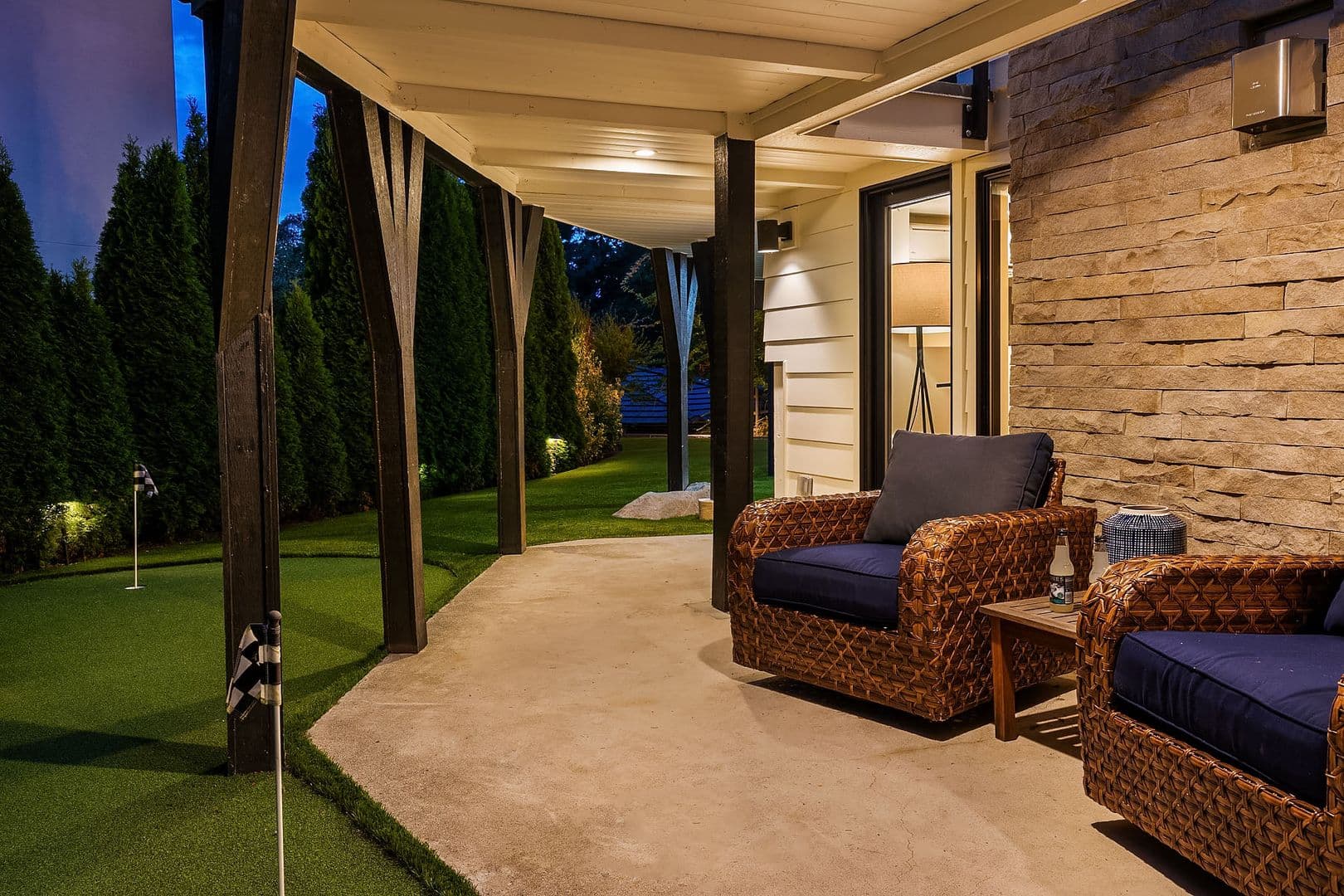Kirkland House: 631 11th Avenue W