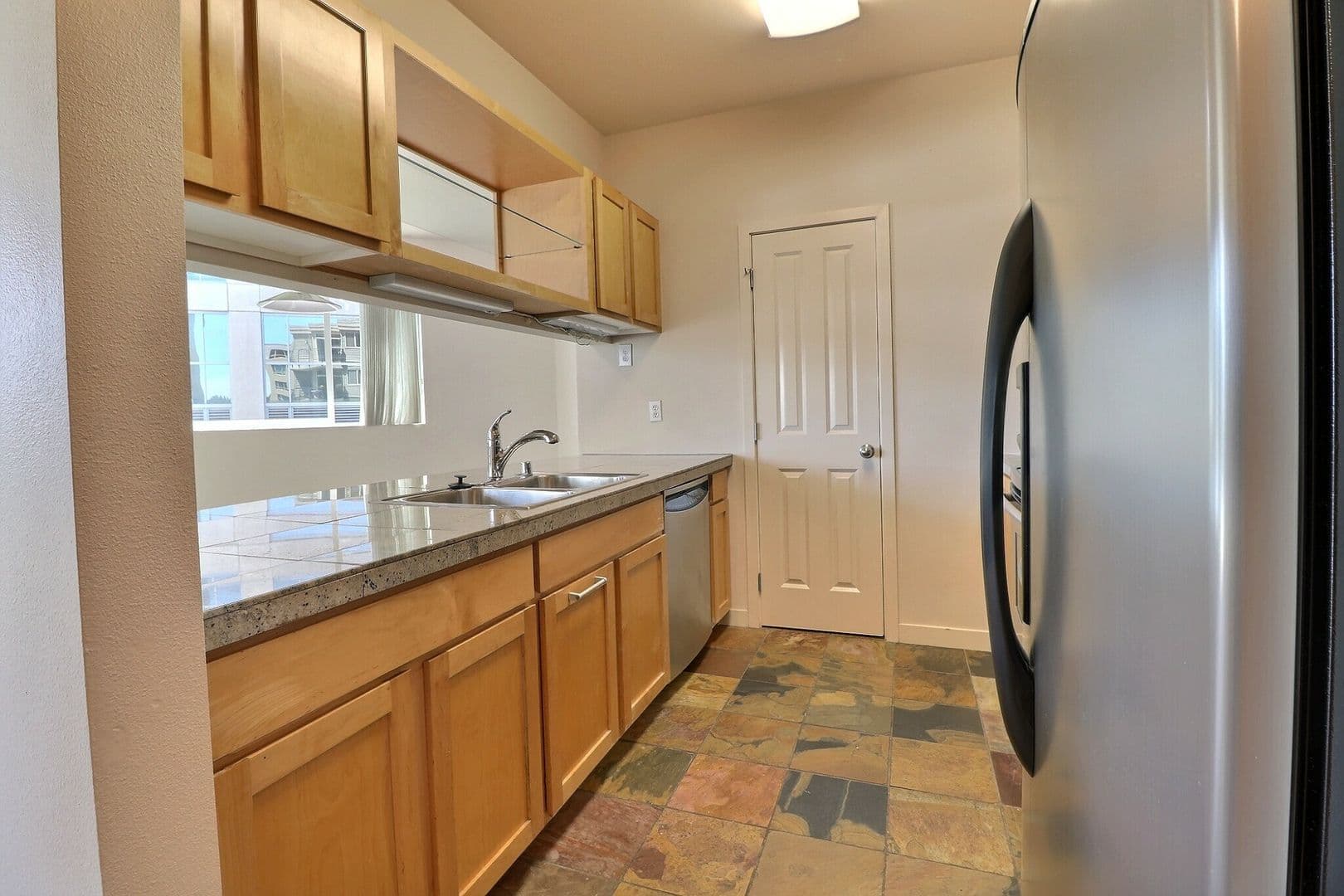Bellevue Condo: 300 110th Avenue NE