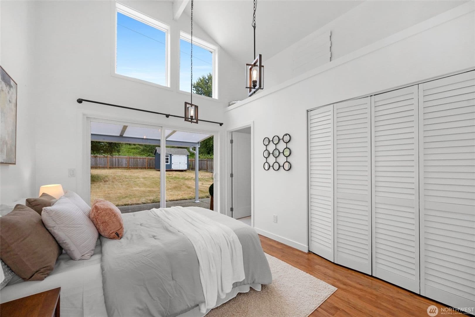 Kirkland House: 10530 124th Ave NE