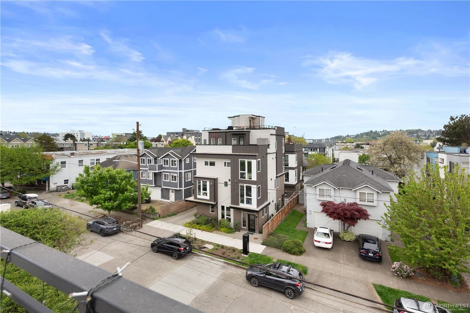 Seattle Townhome: 2422 NW 60th St