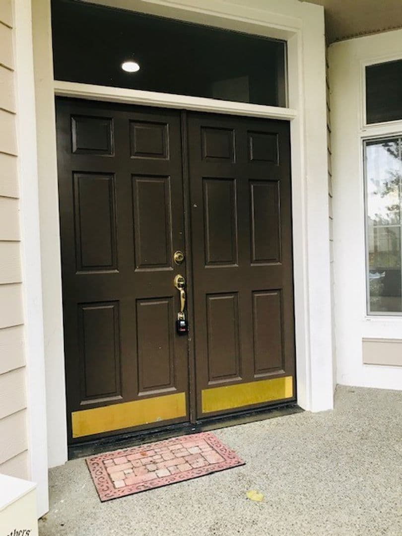 Sammamish House: 23105 SE 27th Way
