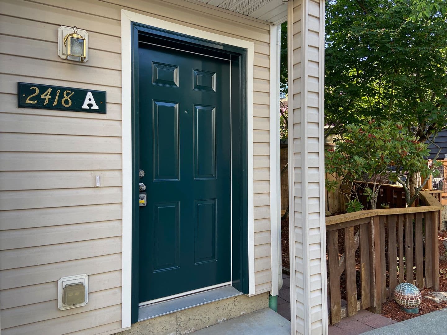 Seattle Townhome: 2418 SW Holden St.