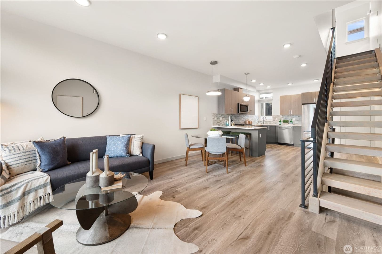 Seattle Townhome: 2422 NW 60th St