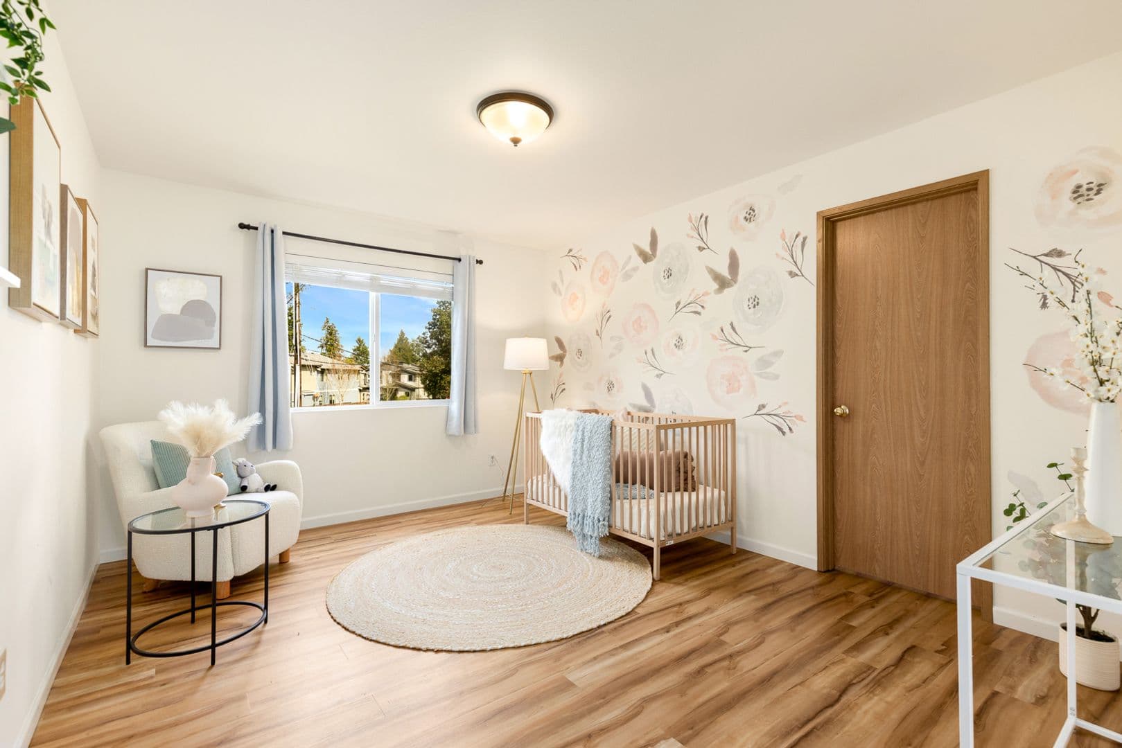 Bothell House: 17427 92nd Ave NE
