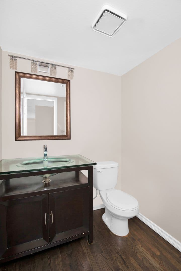 Bellevue House: 6574 150th Pl. SE