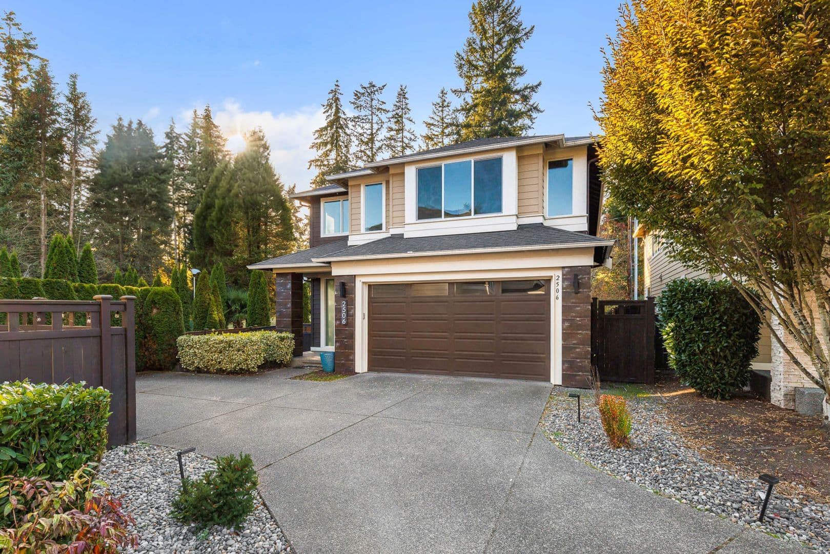 Everett House: 2506 126th St SE