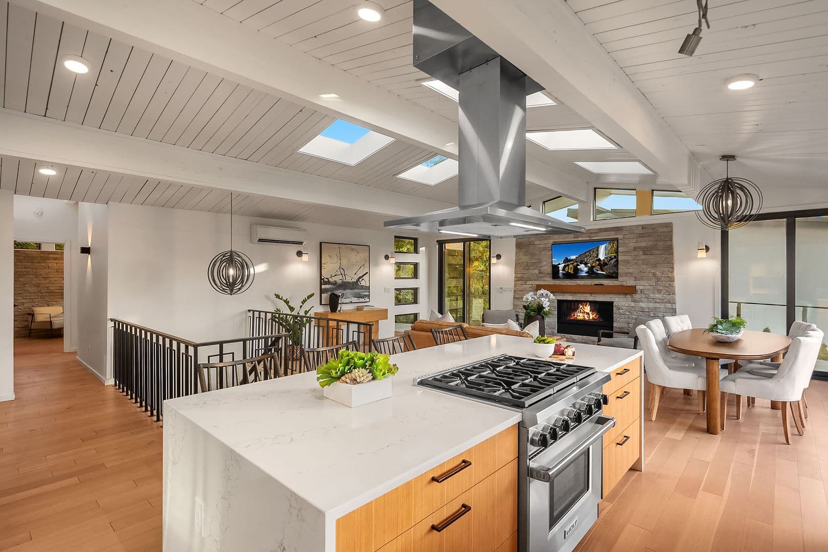 Kirkland House: 631 11th Avenue W