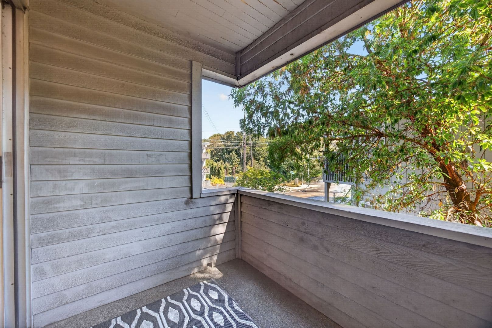 Seattle Apartment: 909 SW Holden St