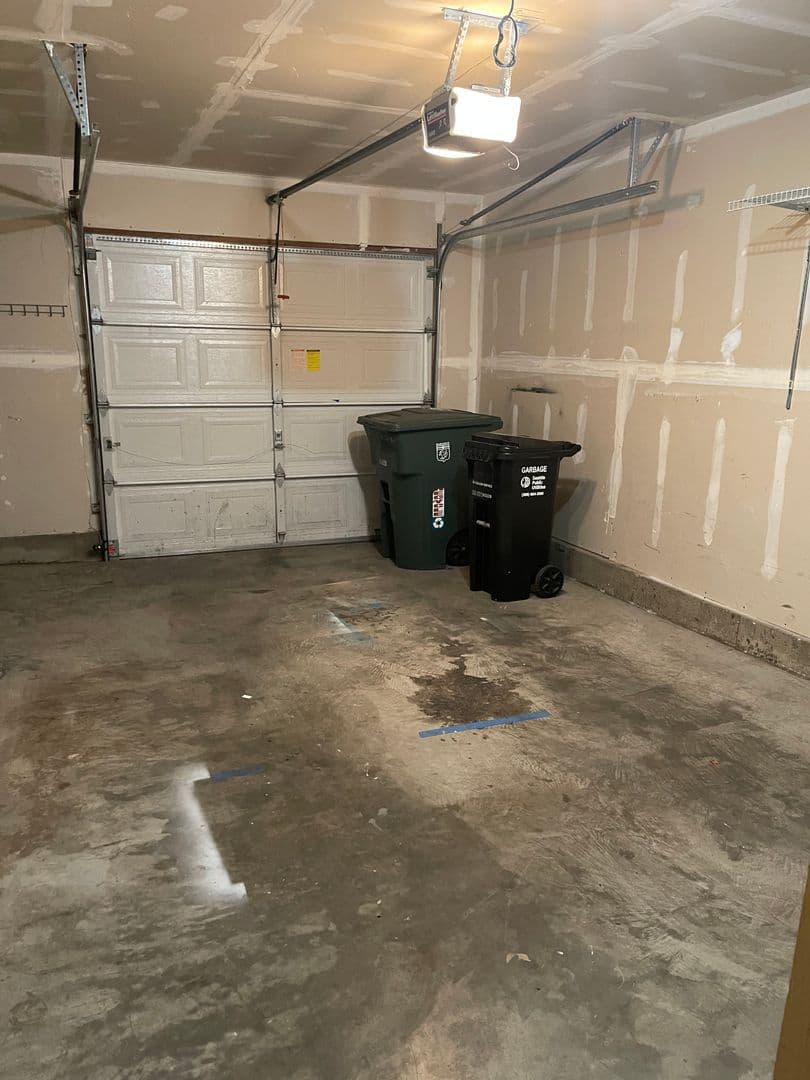 Seattle Townhome: 2420 SW Holden Street