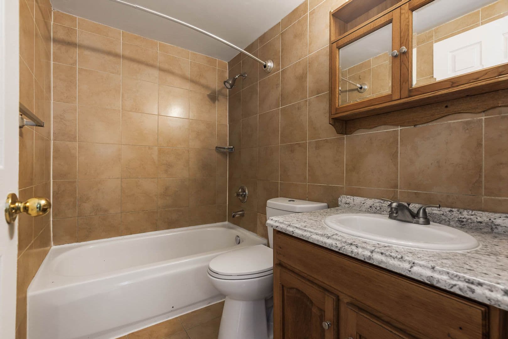 Seattle Apartment: 4610 S Holden St