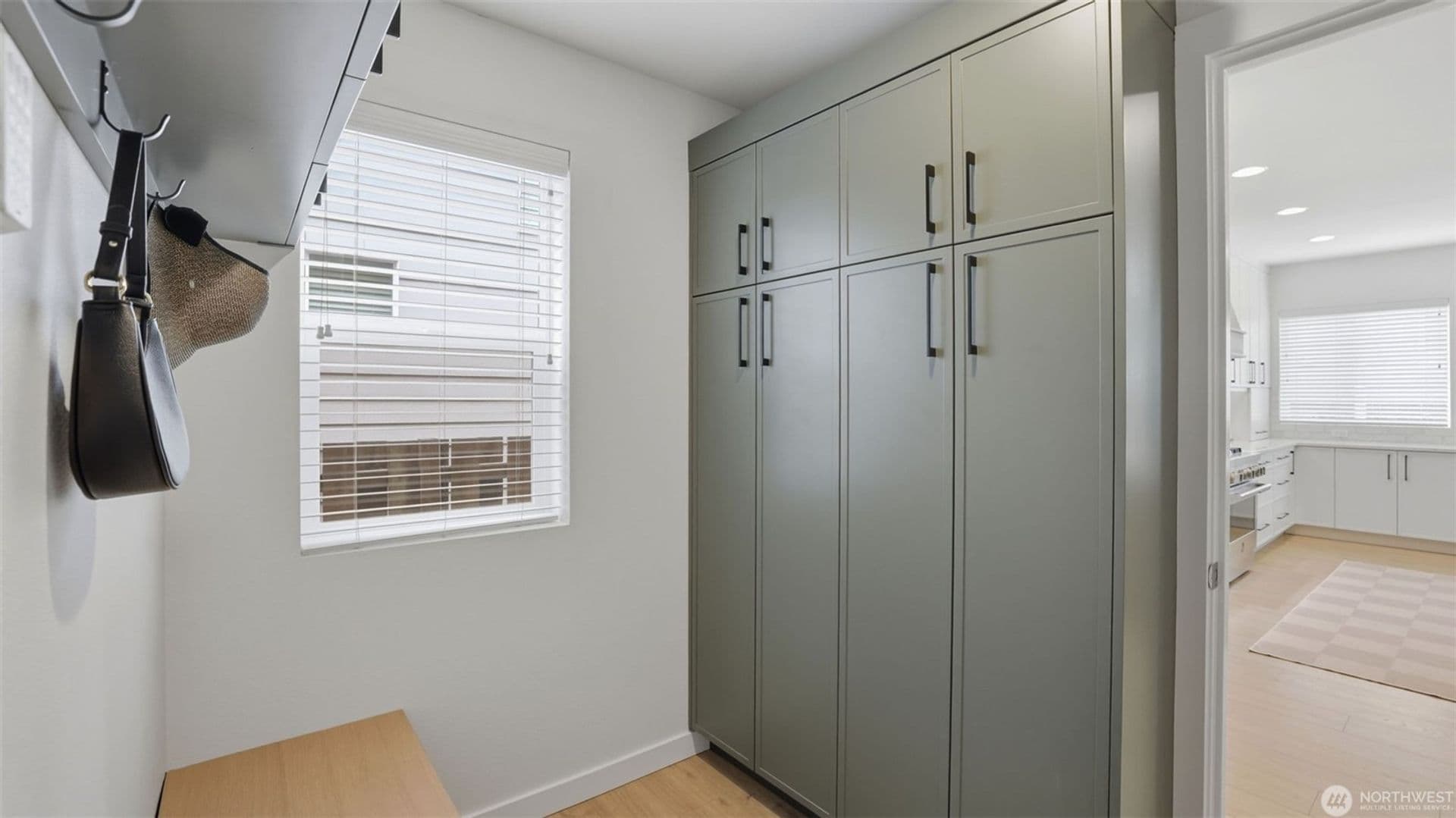 Maple Valley House: 27442 209th CT SE