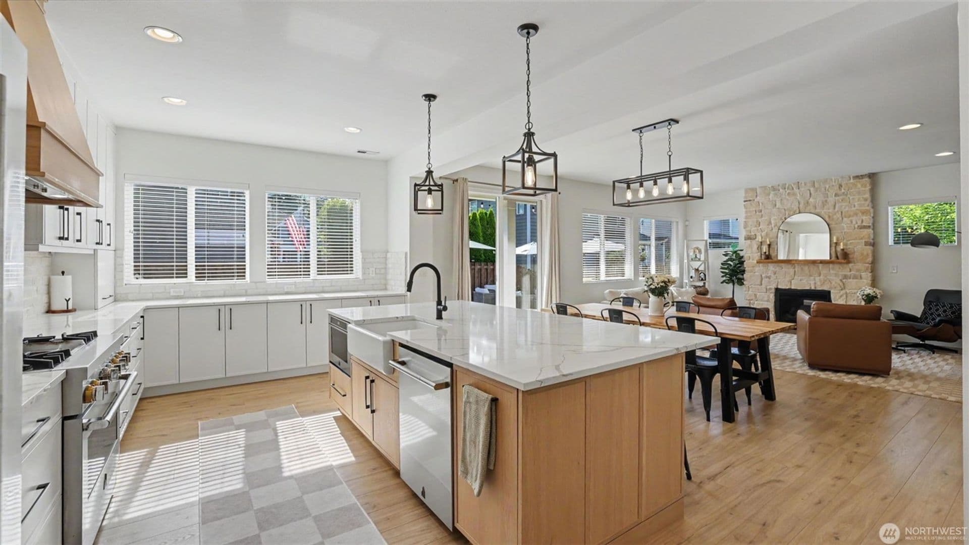 Maple Valley House: 27442 209th CT SE