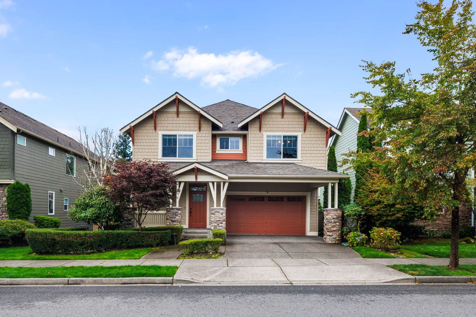Snoqualmie House: 34229 SE Elm ST