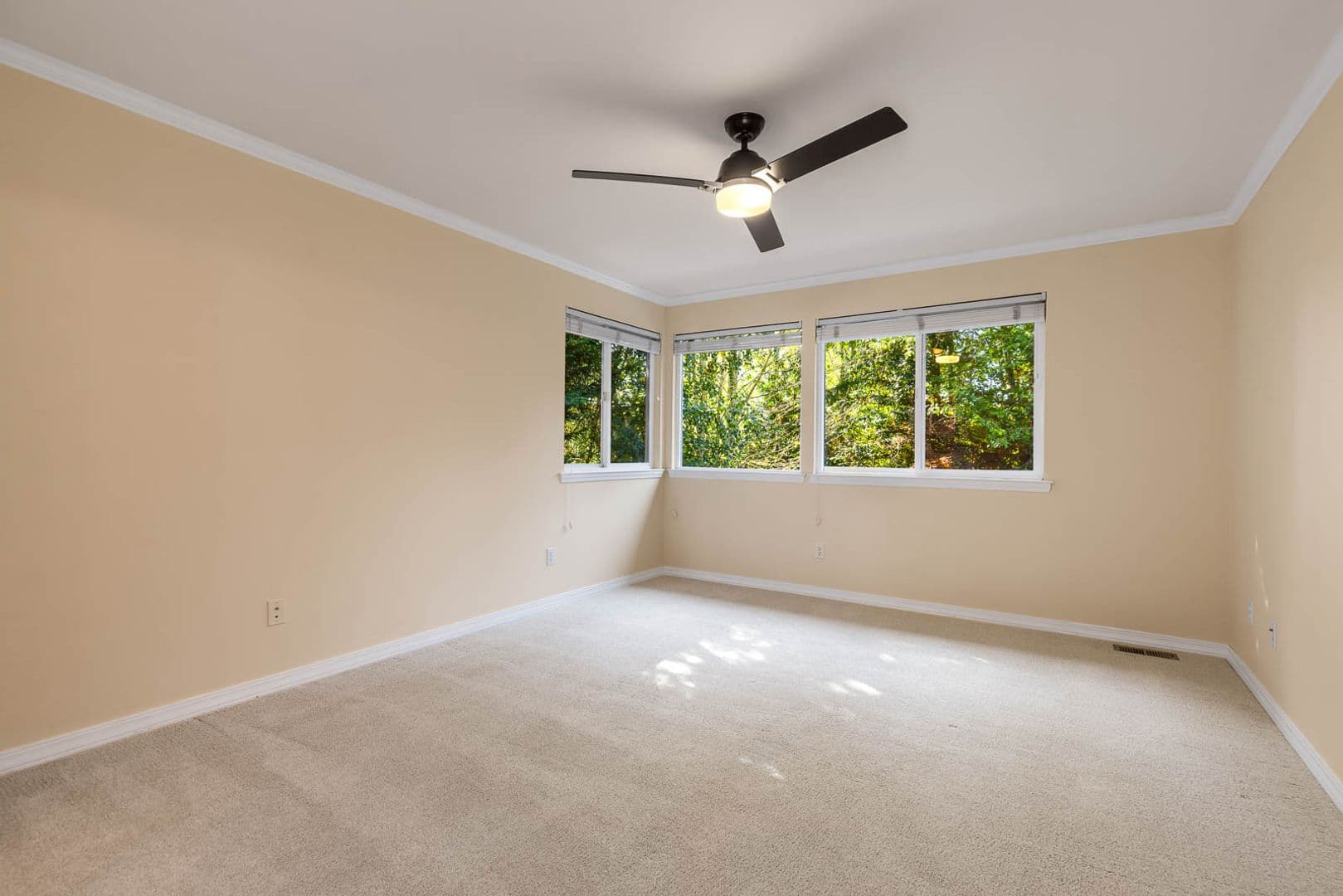 Mill Creek House: 3912 141st Pl SE