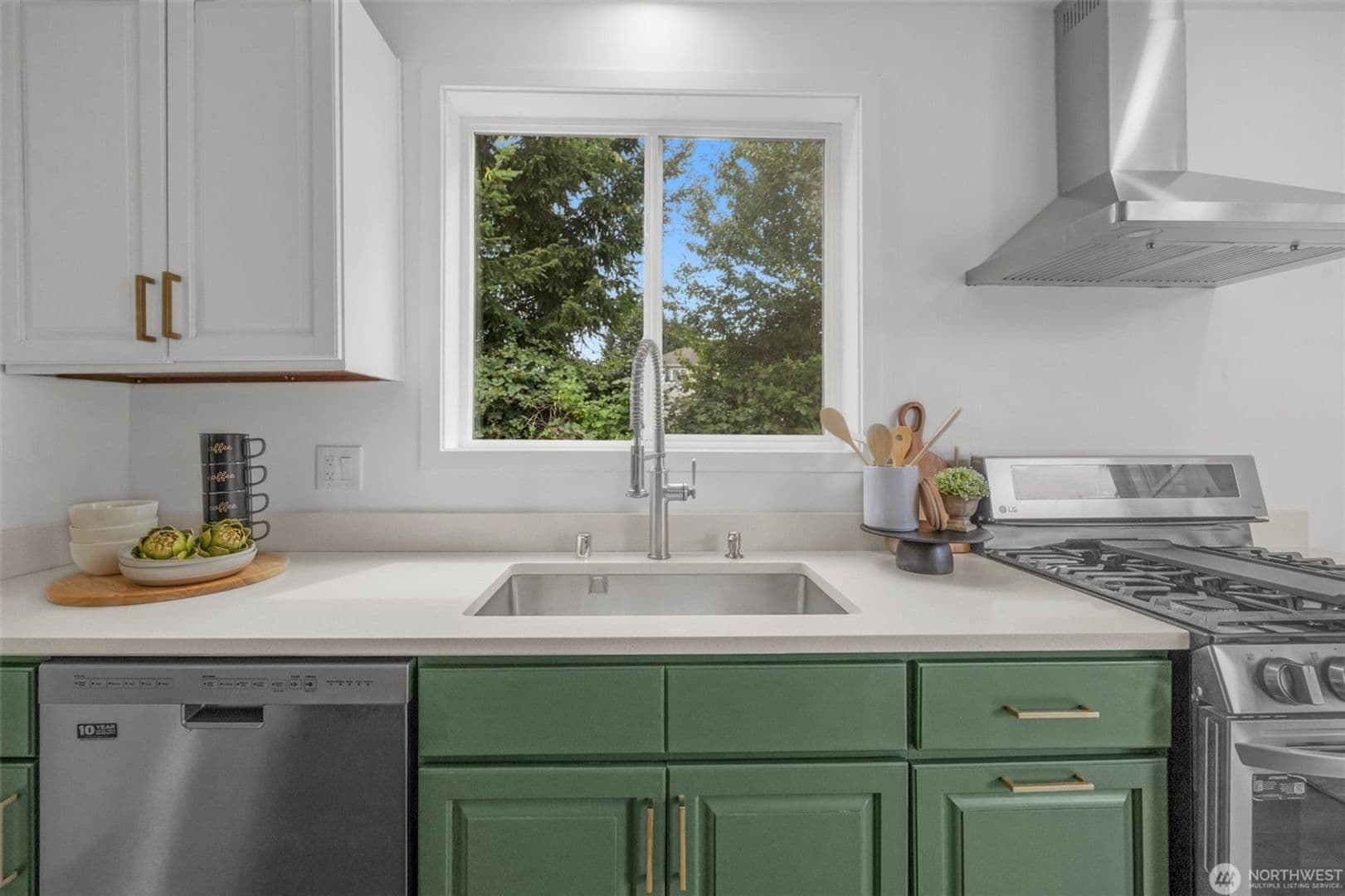 Kirkland House: 10530 124th Ave NE