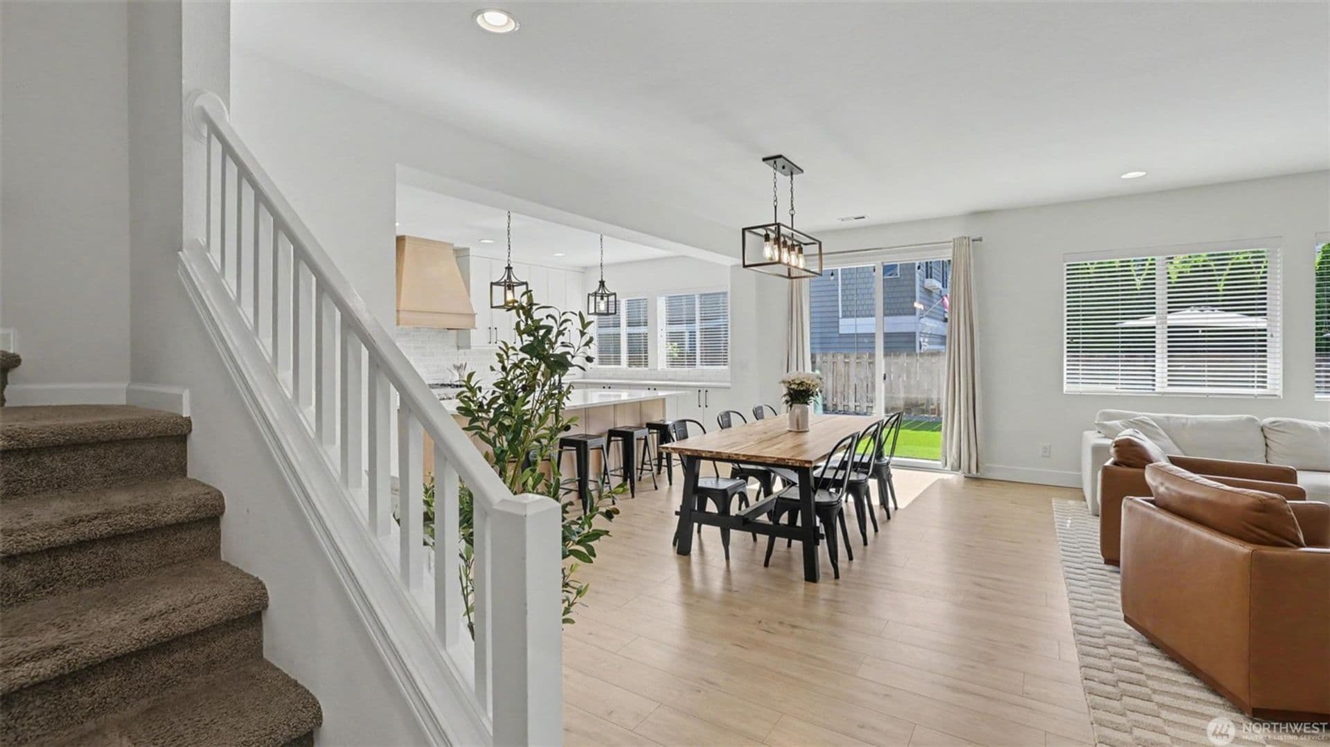 Maple Valley House: 27442 209th CT SE