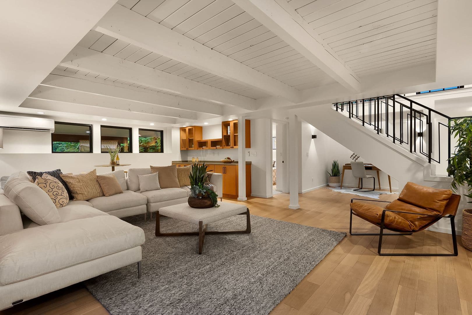 Kirkland House: 631 11th Avenue W