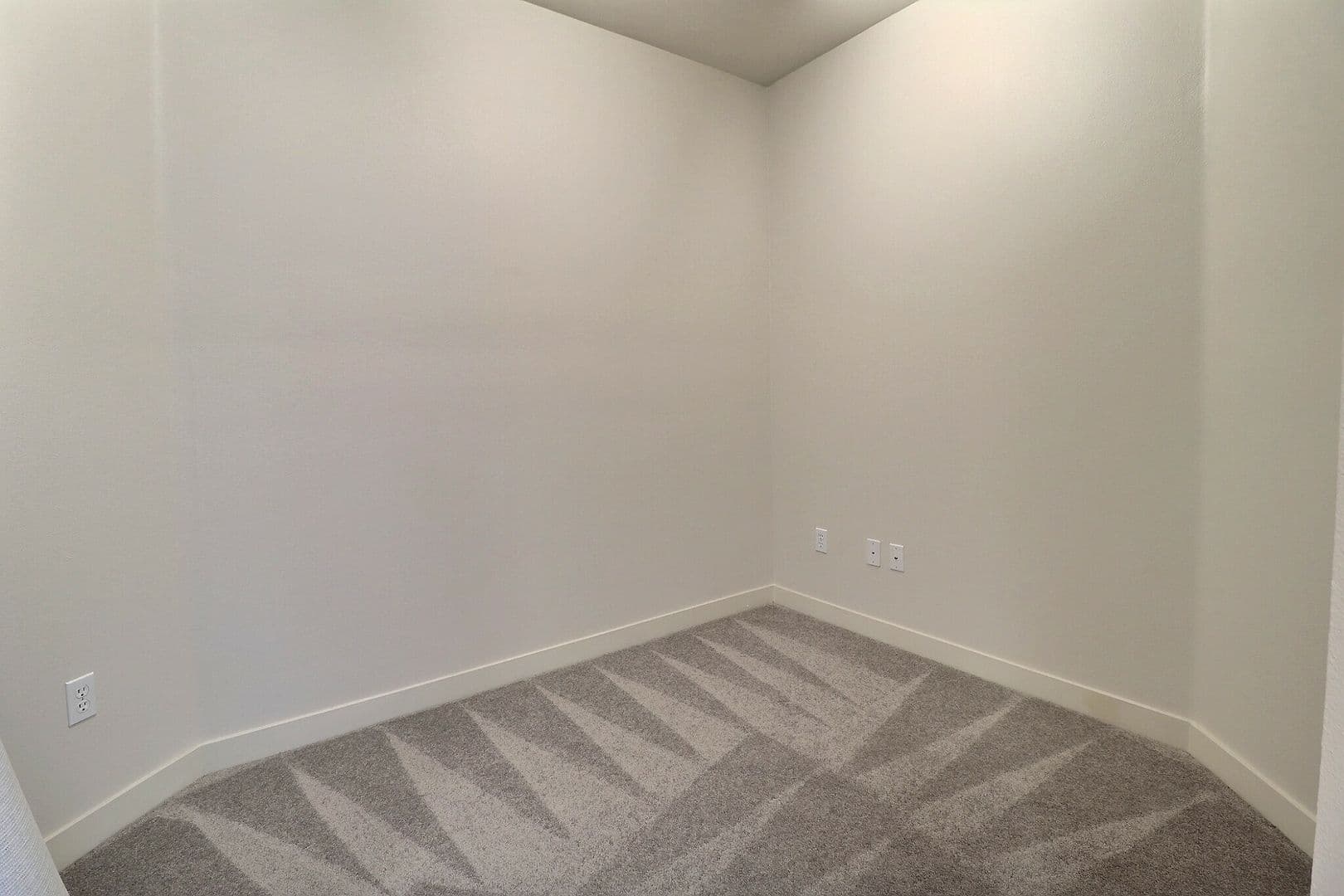 Bellevue Condo: 300 110th Avenue NE